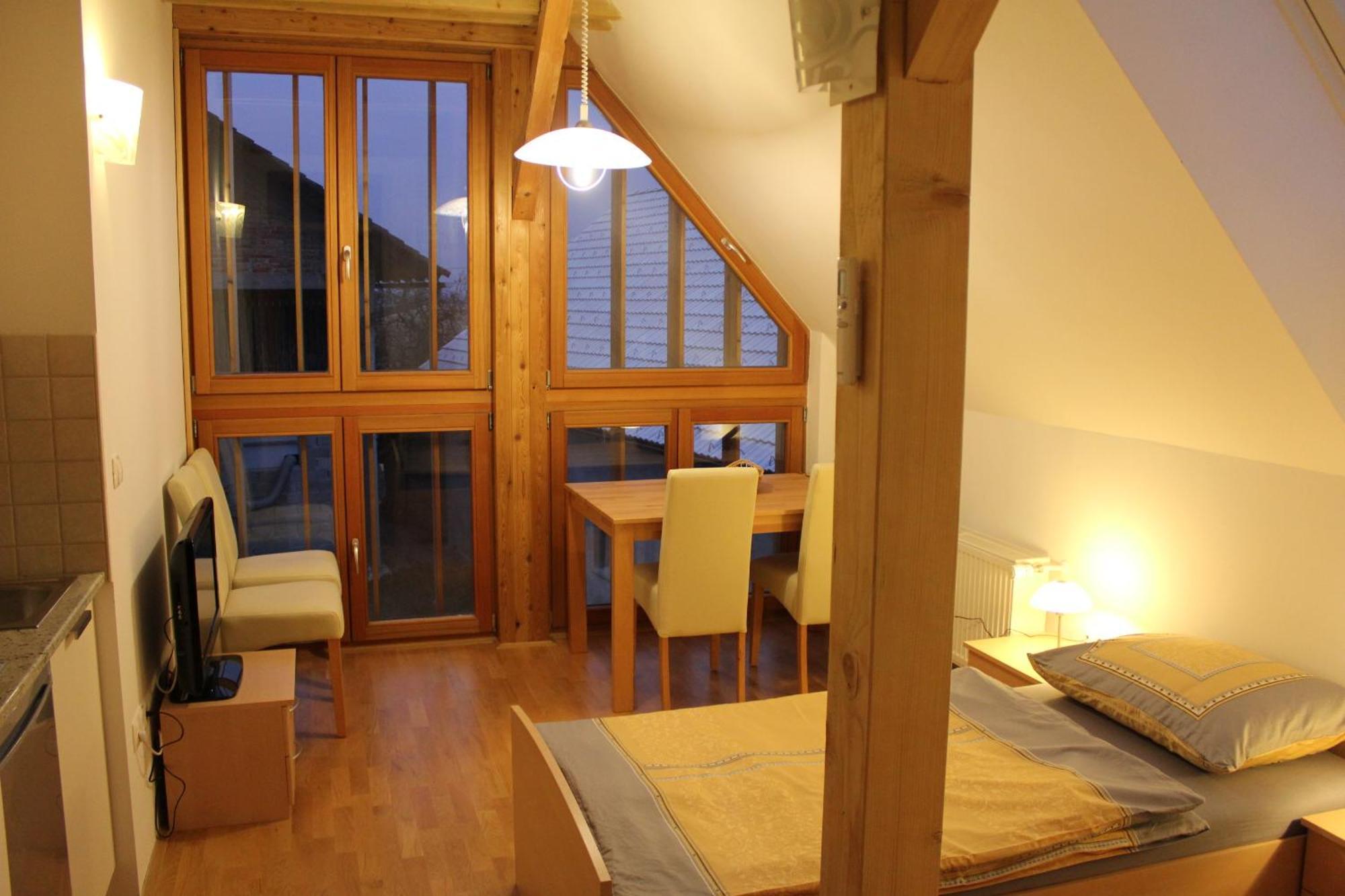 Guest Accomodation Klancar Ig Exterior photo